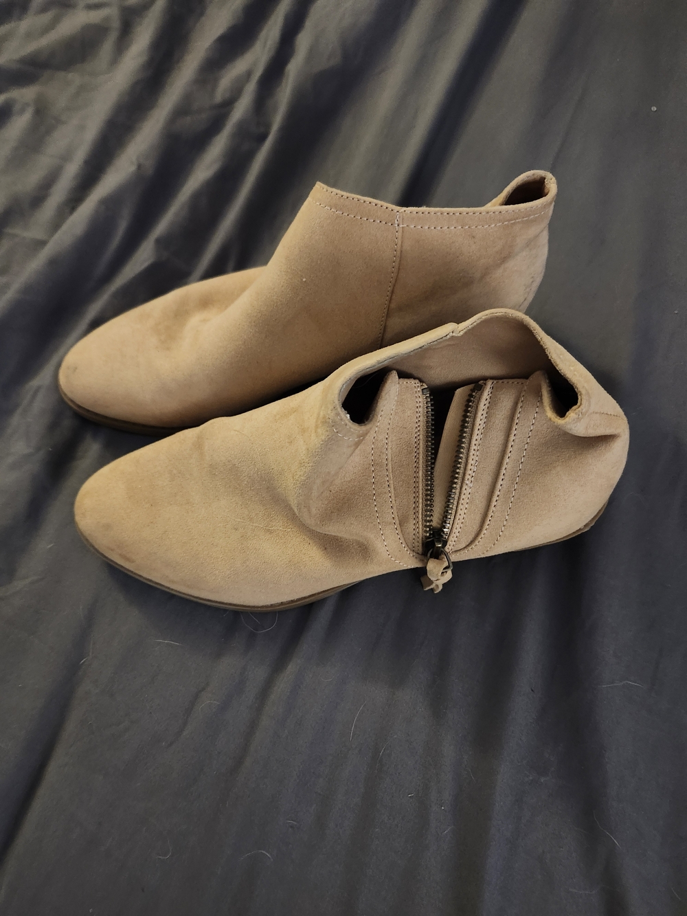Womens Sz 11 Faux Suade Tan Ankle Boots